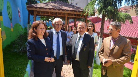 Kaymakamımız Sayın Numan Hatipoğlu, Hüseyin Hüsnü Aker Anaokulu Hobi Bahçesinin Açılışını Gerçekleştirdi.