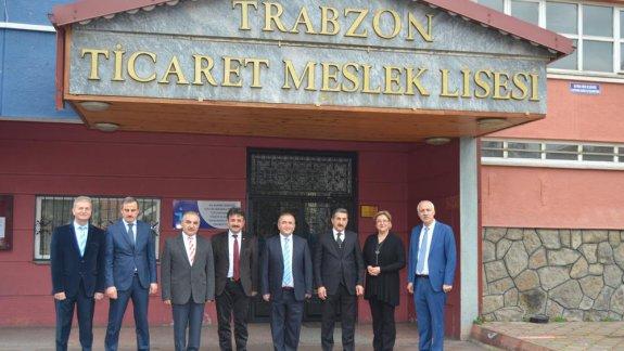 Kaymakam Hatipoğlu, 2017-2018 Eğitim Öğretim Yılı 2. Yarıyılını Meslek Liselerinden Başlattı.