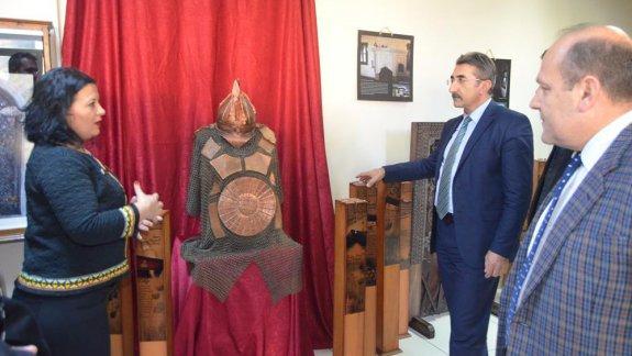 Müdürümüz Şükür Köse, Trabzonun Mimari Motifleri Serginin Açılışını Gerçekleştirdi.