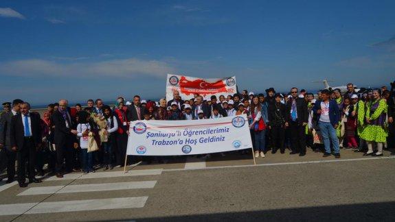 Şanlıurfalı Öğrencilere Trabzonda Horonlu Karşılama