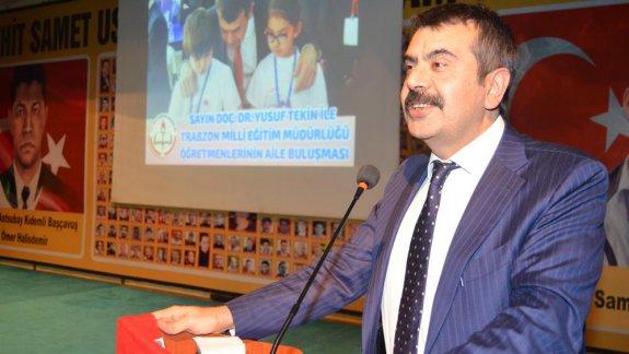 Bakanlığımız Müsteşarı Doç. Dr. Sayın Yusuf Tekin, Trabzonda Öğretmenleri Dinledi.